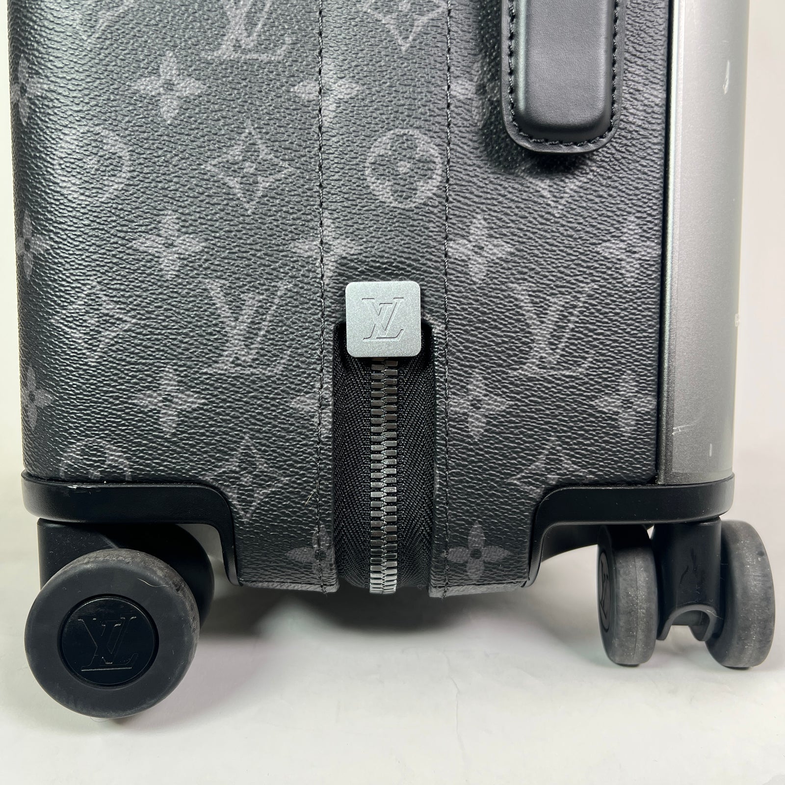 Louis Vuitton Monogram Eclipse Horizon 55 Suitcase