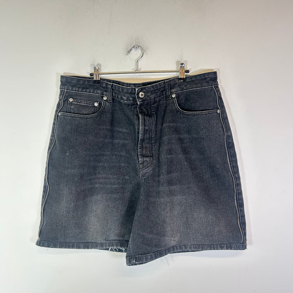 Off-White Black Washed Zipper Denim Shorts