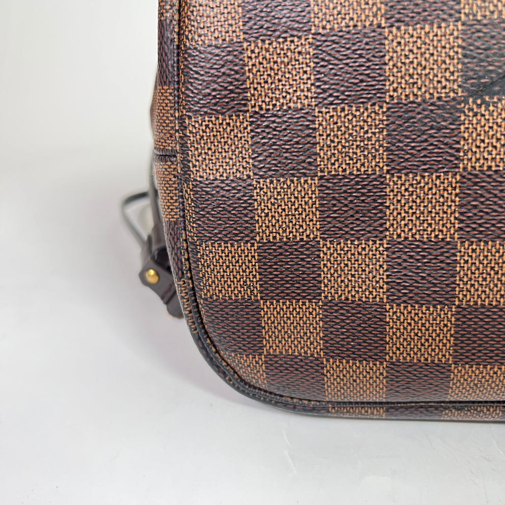 Louis Vuitton Damier Ebene Neverfull MM Toe Bag