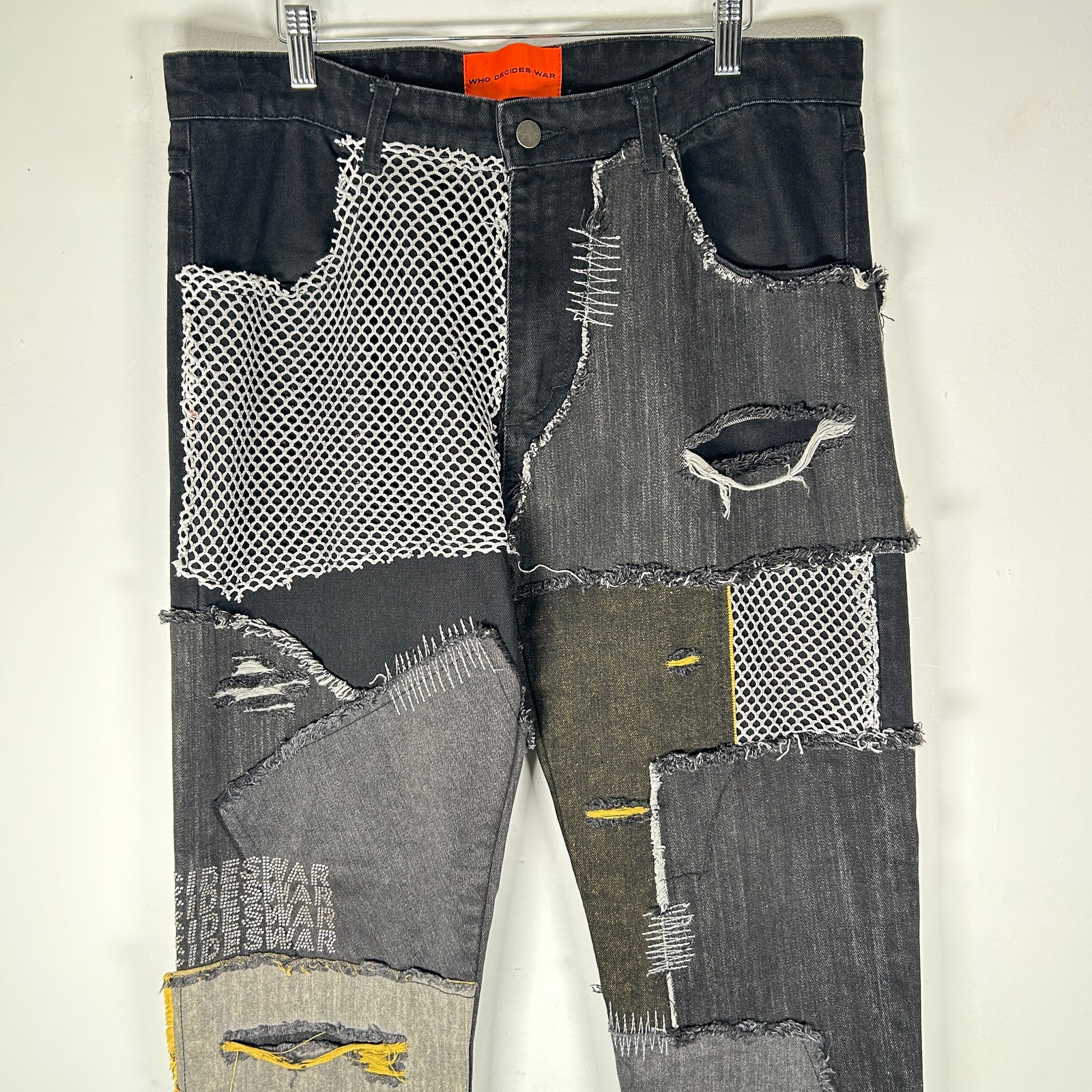 Who Decides War Patch Work Logo Jeans Size 34