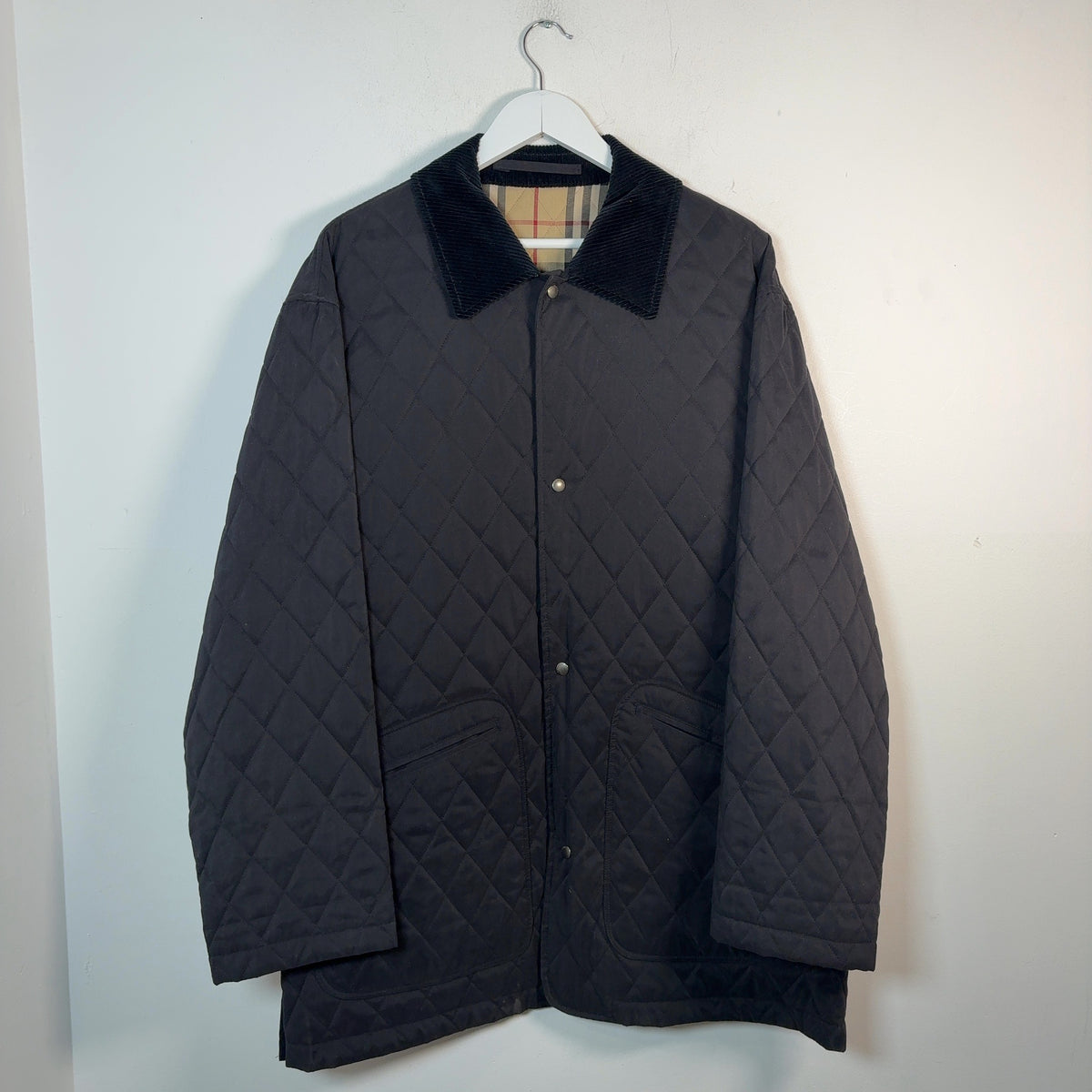 Burberry Quilted Haddington Light Jacket