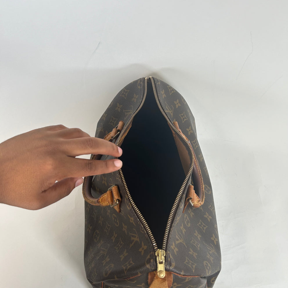 Louis Vuitton Monogram Speedy 35
