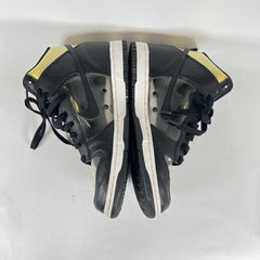 CDG x Nike Dunks Clear Size 10