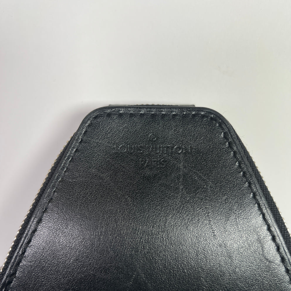 Louis Vuitton Monogram Avenue Sling Bag