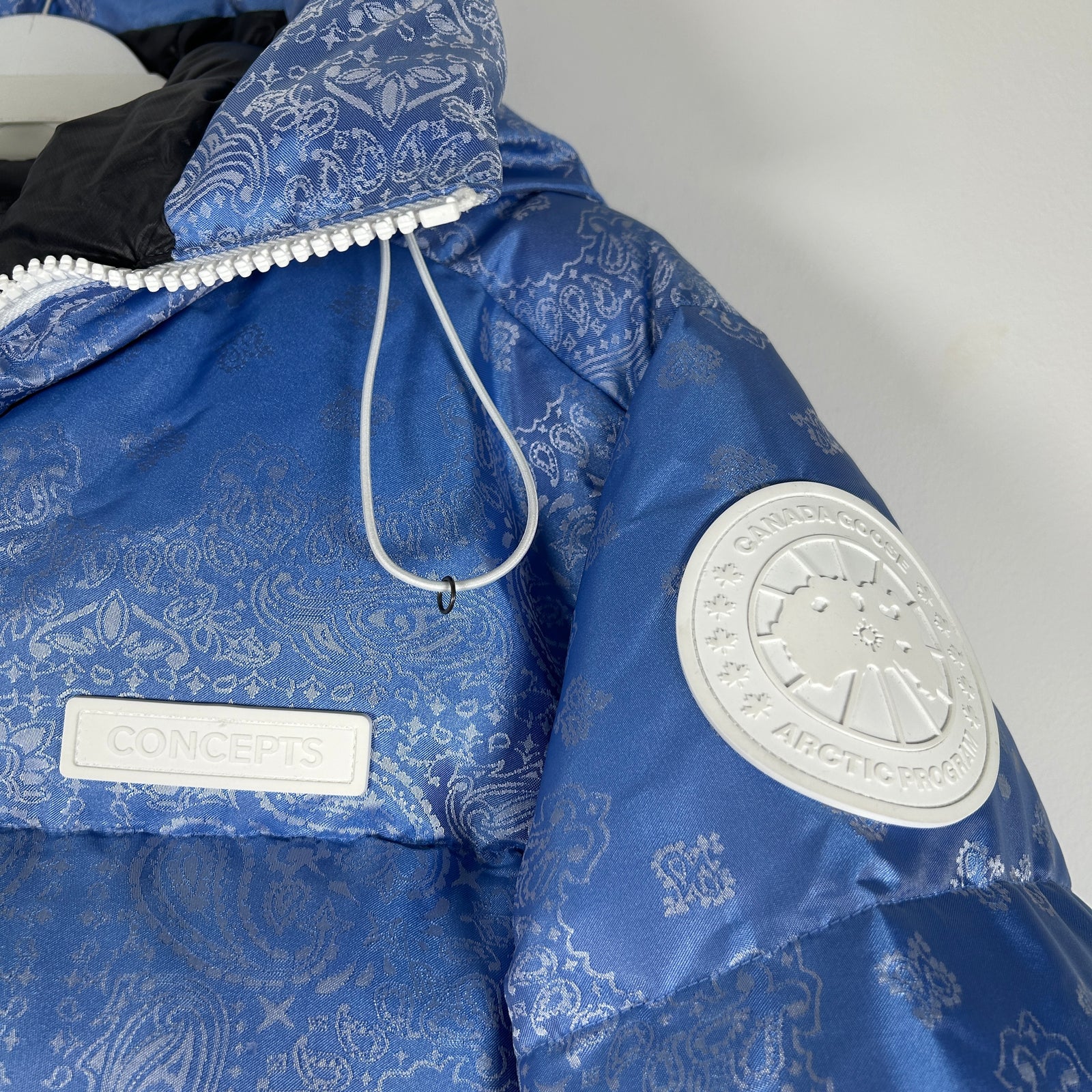 Canada Goose x Concepts Blue Bandana Puffer Jacket Size XL