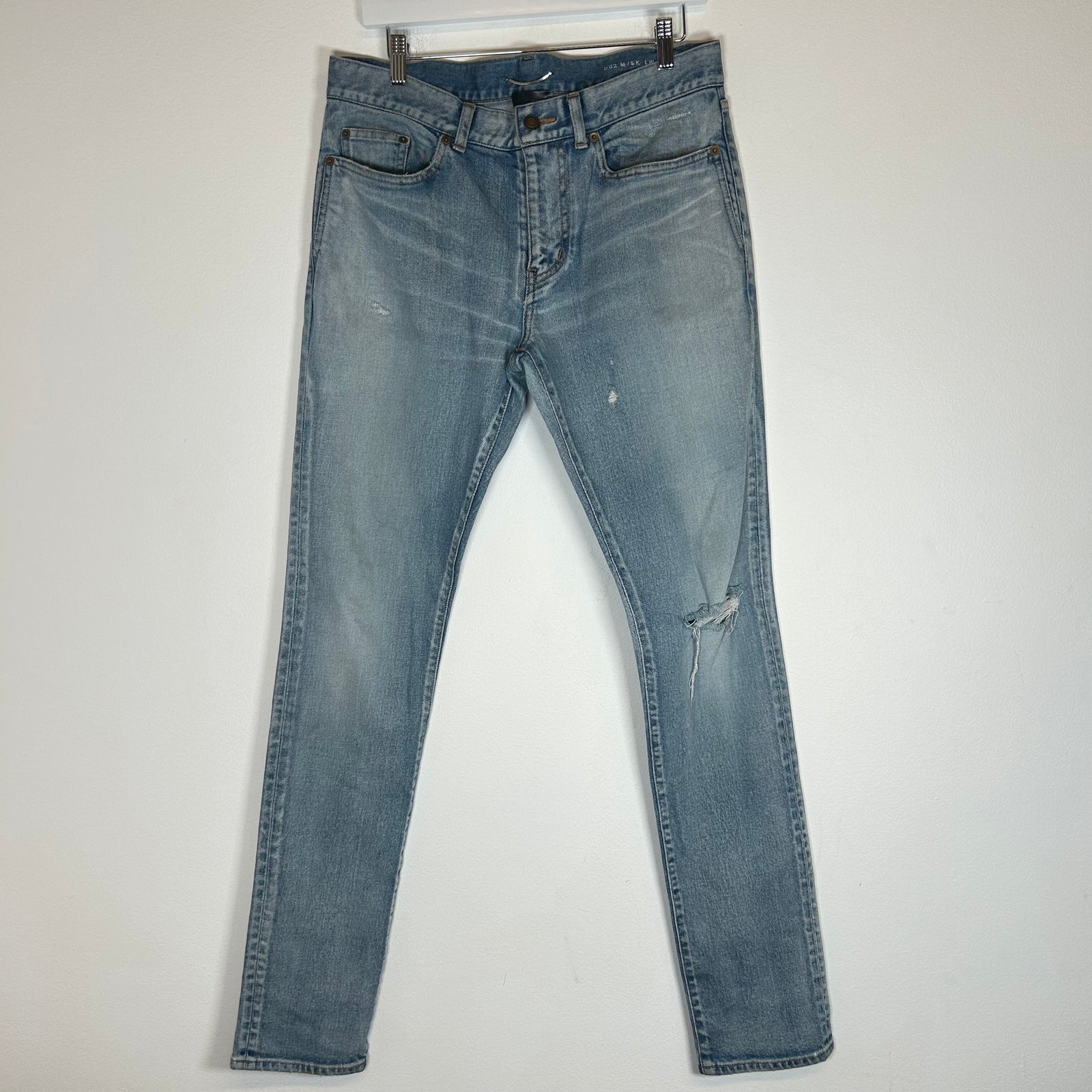 Saint Laurent D02 Lightwash Distressed Jeans Size 31