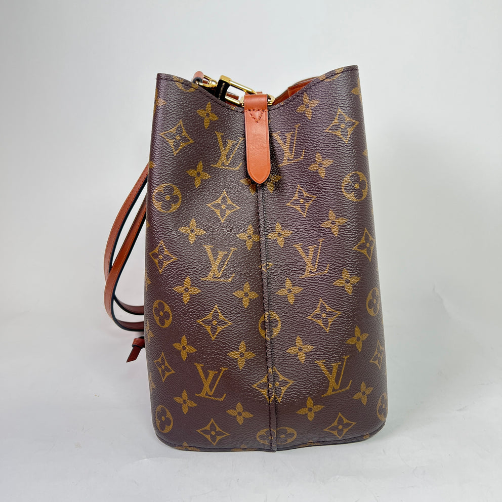 Louis Vuitton Monogram NeoNoe MM Bucket Bag