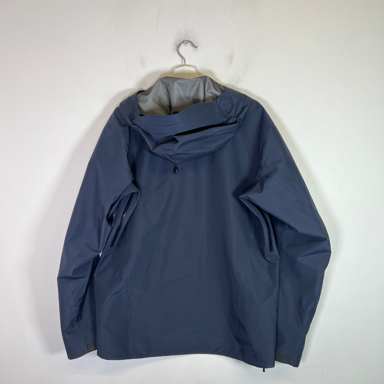 Arc'teryx Navy Beta LT Shell Jacket Size L