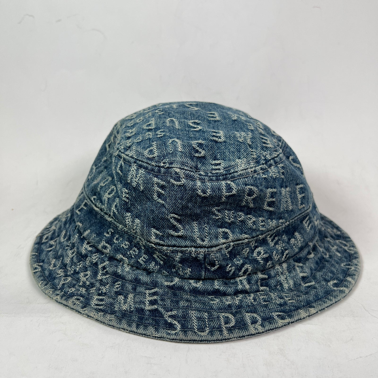 Supreme Warp Jacquard Logo Blue Denim Bucket Hat