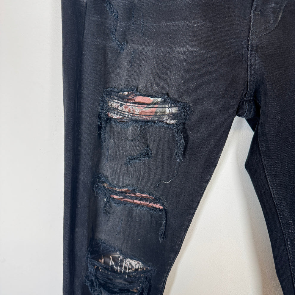 Amiri Black Floral Thrasher Jeans Size 36