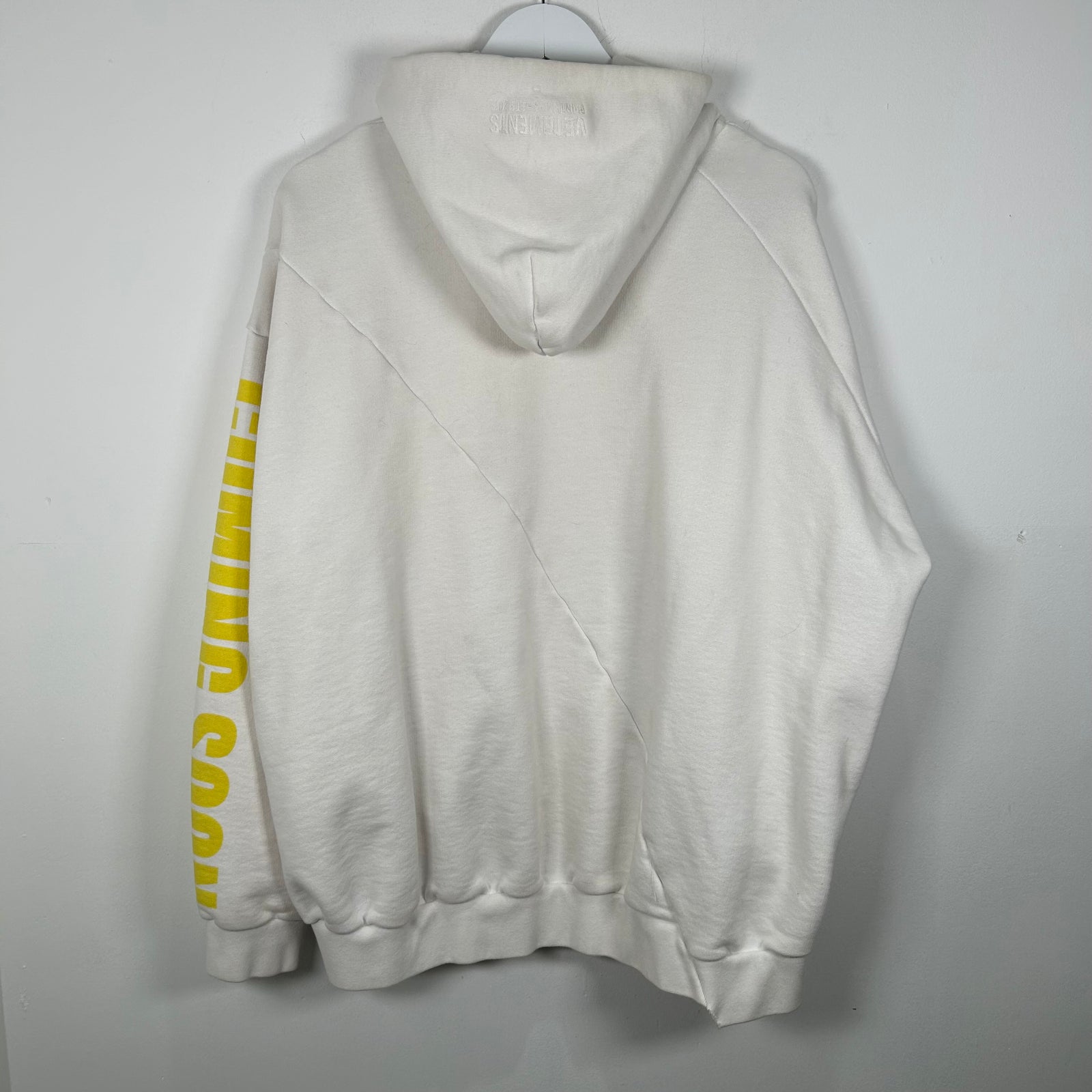 Vetements 2018 Reconstructed Coming Soon White Hoodie Size M