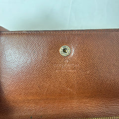Louis Vuitton Monogram Sarah Wallet