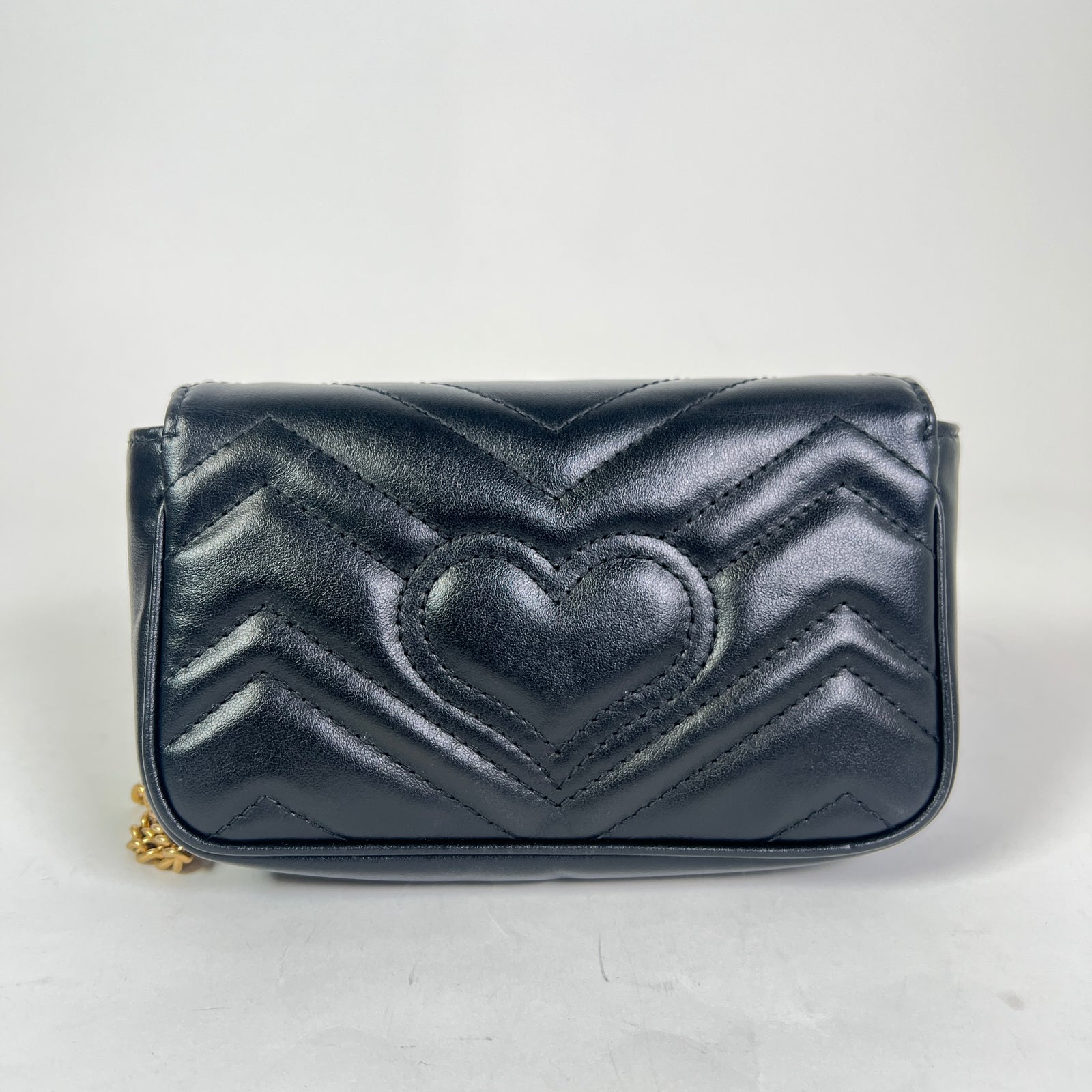 Gucci Super Mini GG Marmont Bag