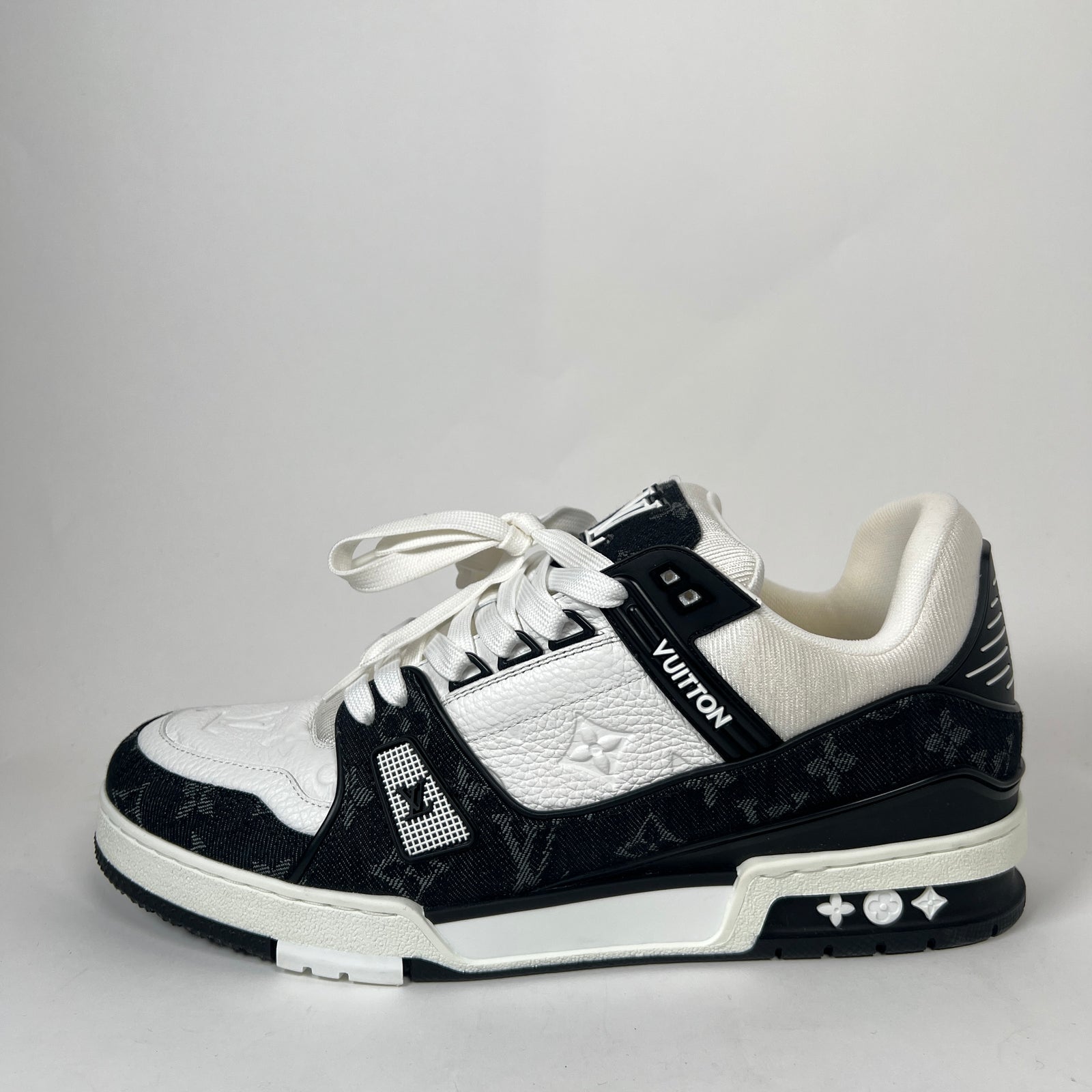 Louis Vuitton Black Noir Denim Monogram Trainer Size LV 9