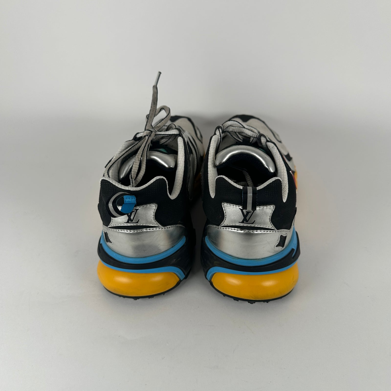 Louis Vuitton Runner Tactic Silver Size LV 6.5