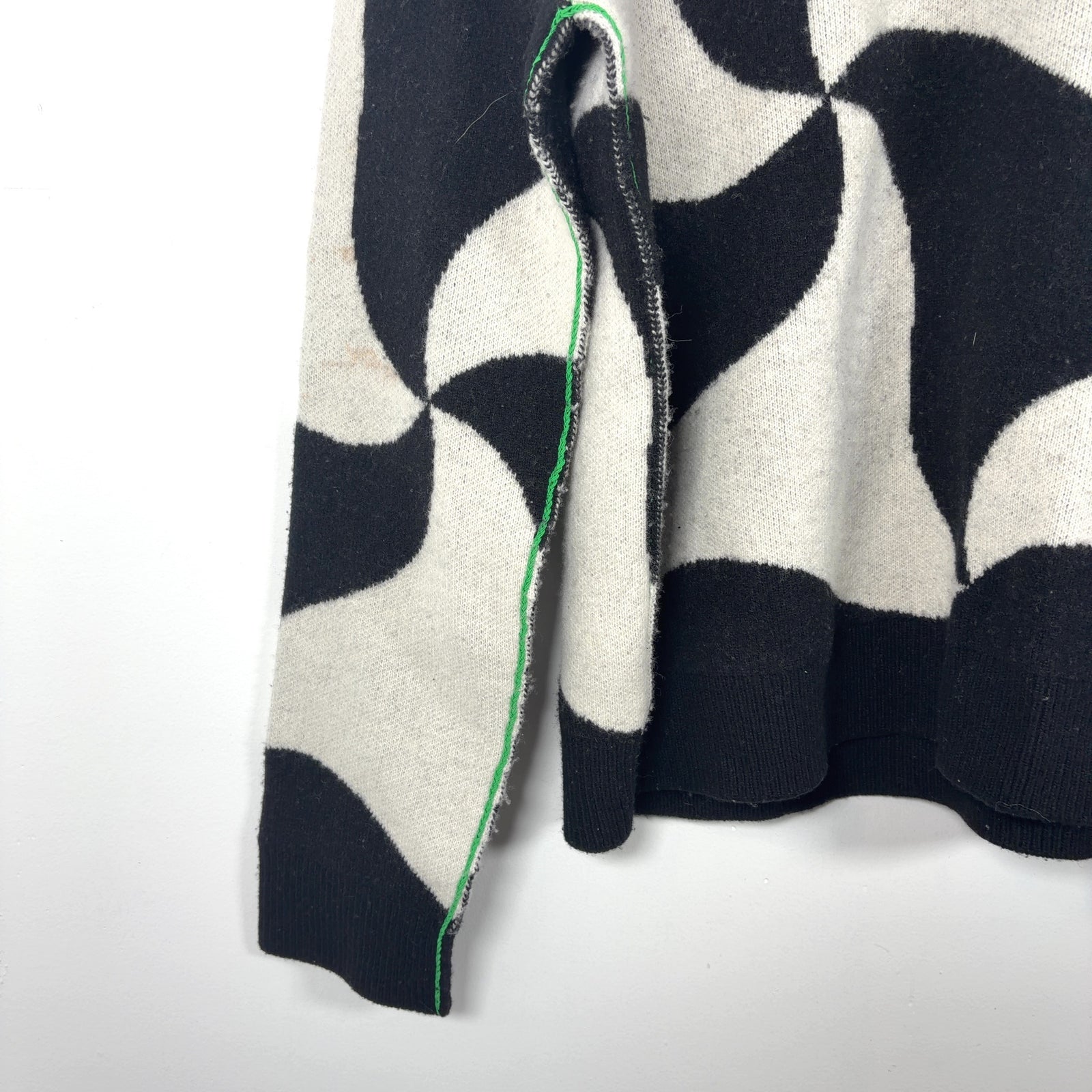 Bottega Veneta Wool Knit Contrast Stitching Sweater