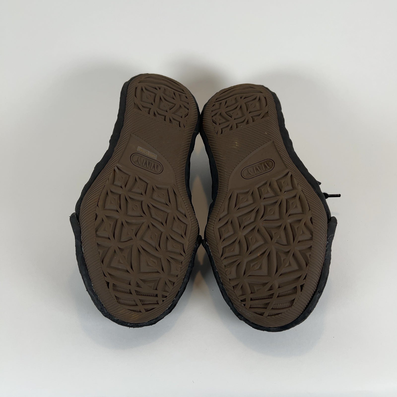 Maison Mihara Yasuhiro Hank OG Sole Canvas Low-Top Sneakers
