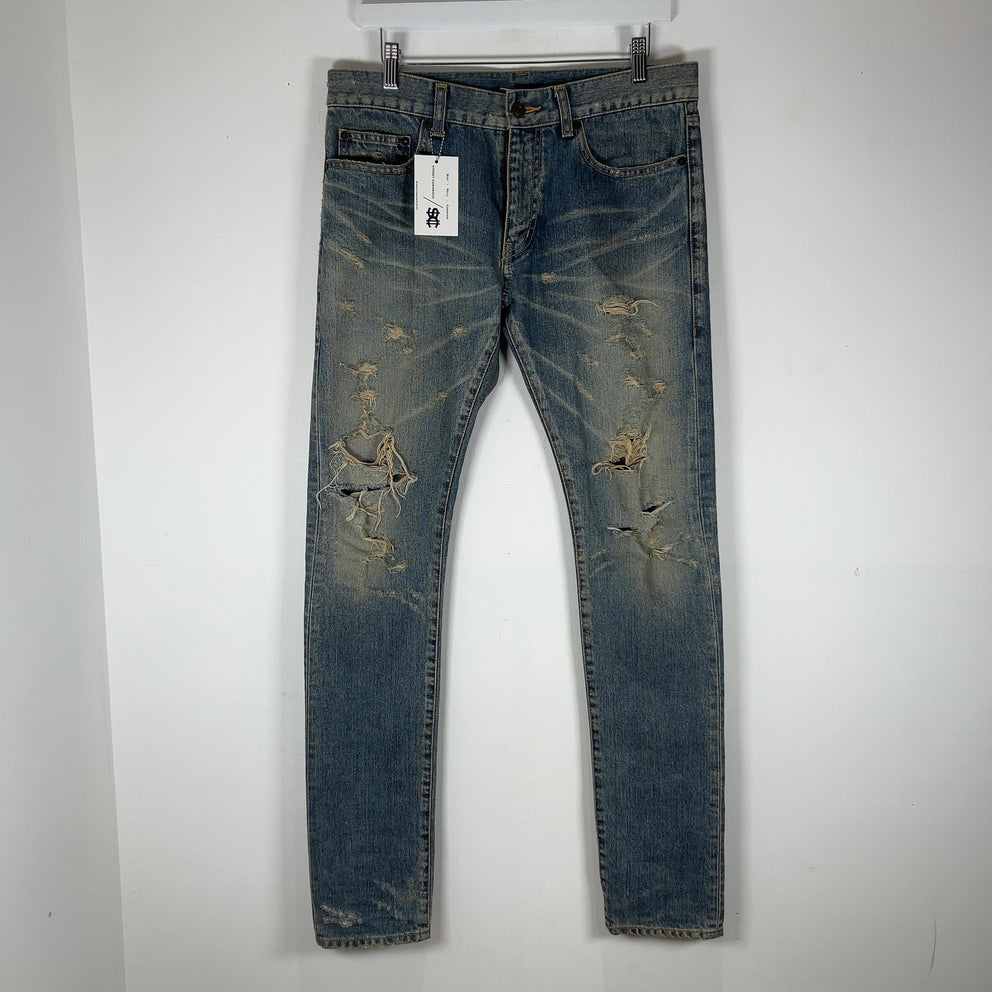 Saint Laurent Distressed Lightwash Skinny D02 Jeans