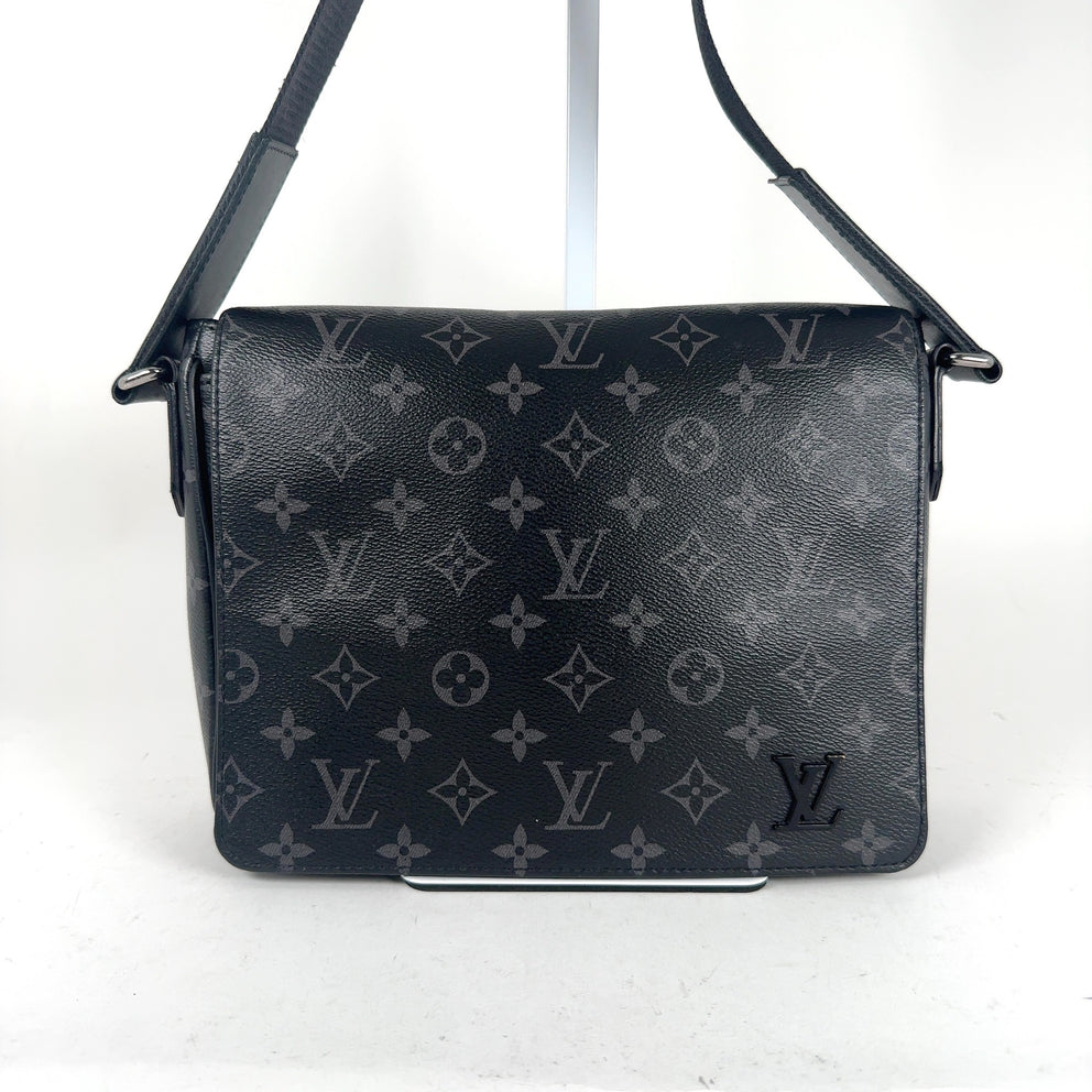 Louis Vuitton District PM Monogram Bag