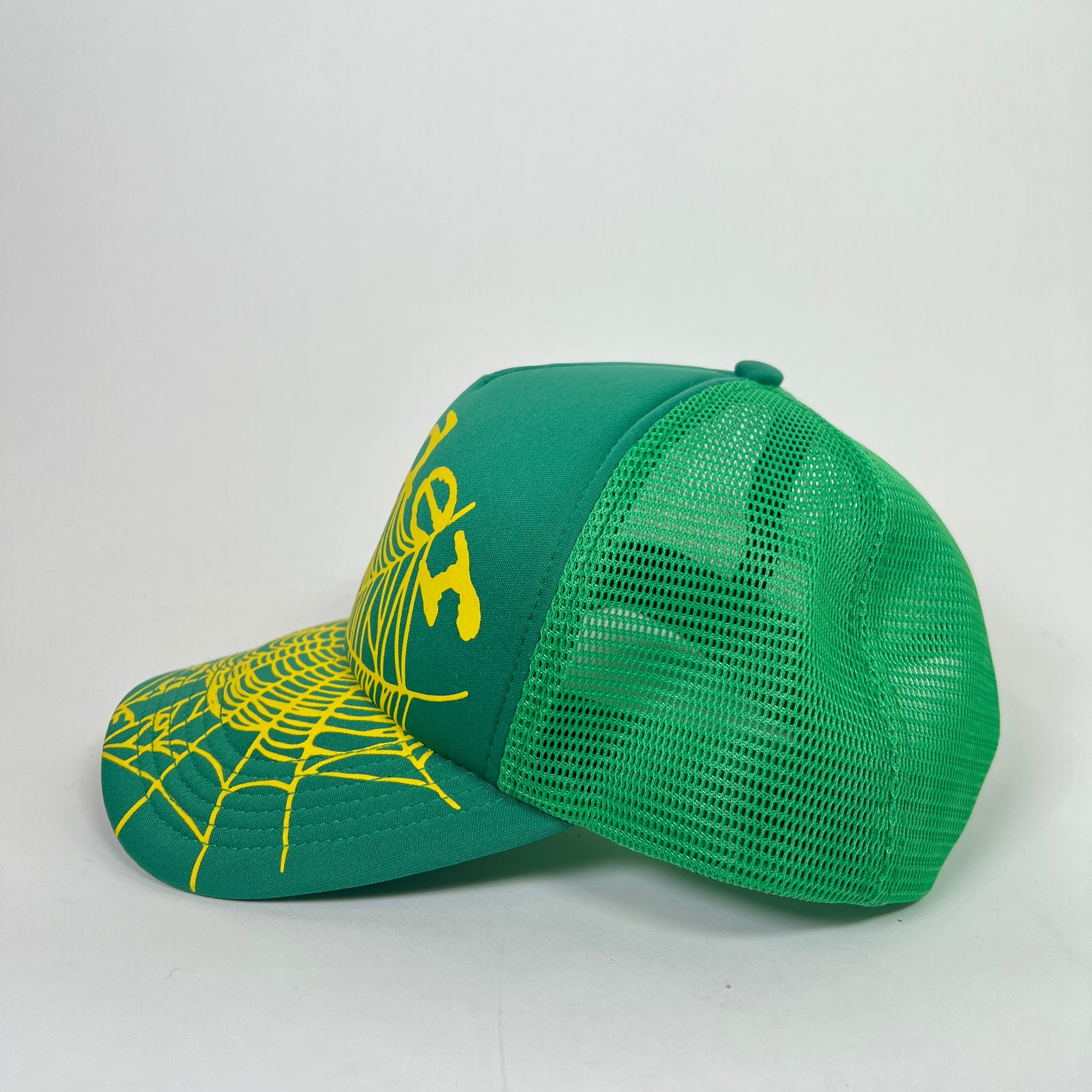 Sp5der Slime Green OG Web V2 Trucker Hat