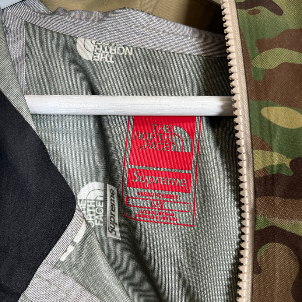 Supreme x TNF Camo Rescue Jacket Size L