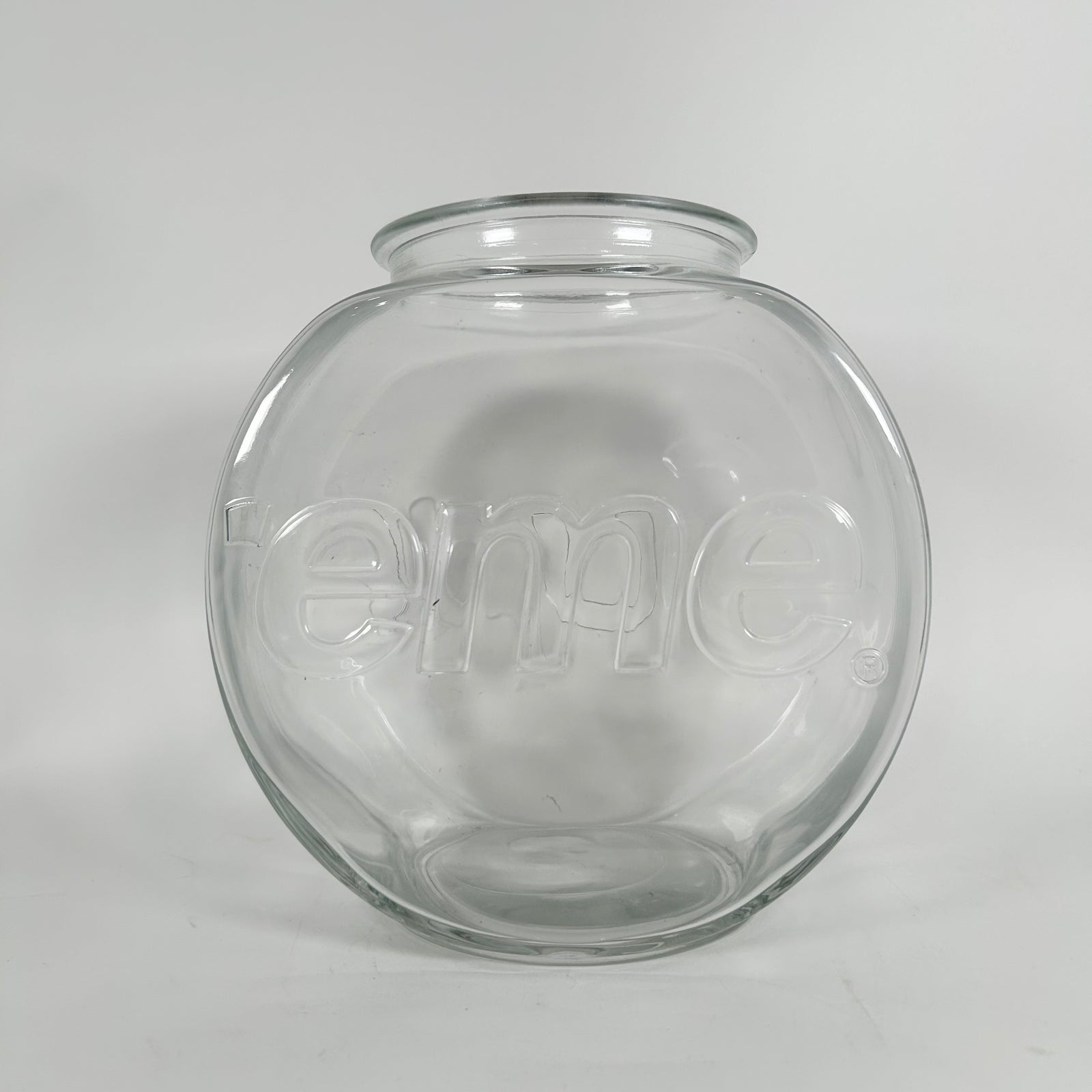 Supreme Fishbowl