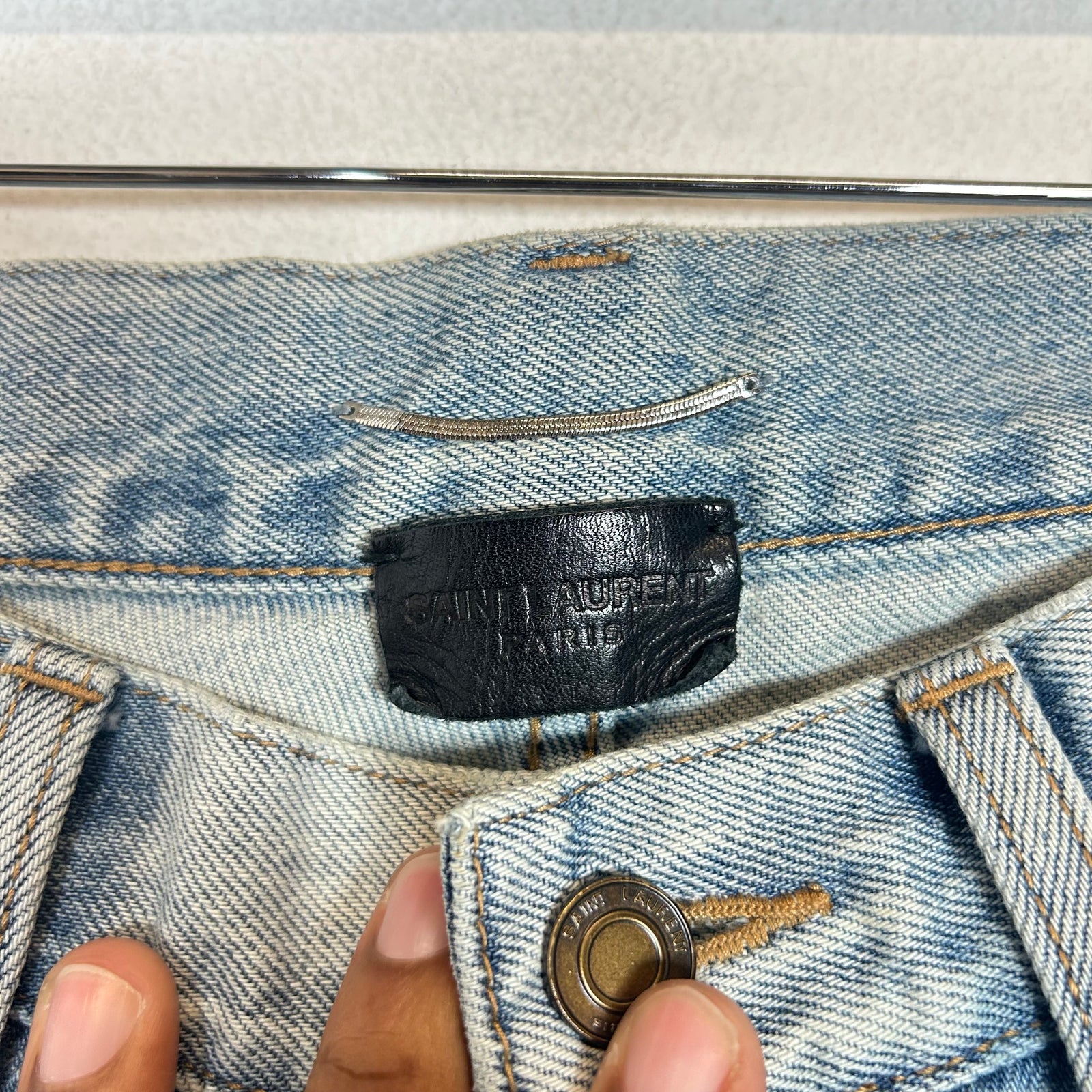 Saint Laurent D18 Lightwash Jeans Size 31