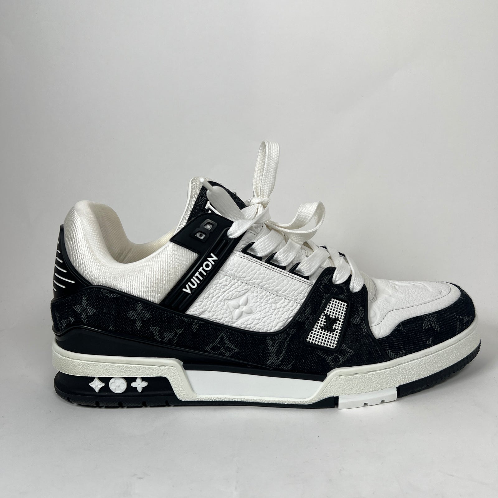 Louis Vuitton Black Noir Denim Monogram Trainer Size LV 9