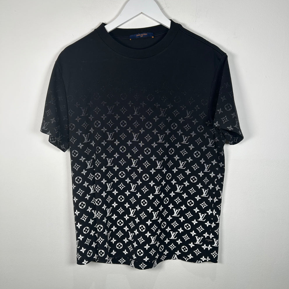 Louis Vuitton Black Ombre Monogram Size M