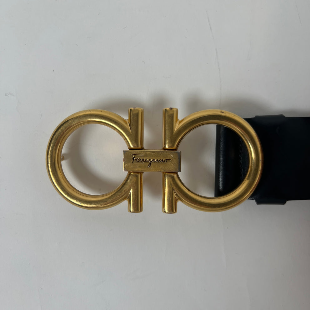 Ferragamo Black/Gold Logo Belt Size 105