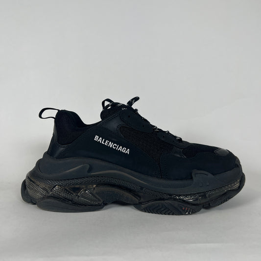 Balenciaga Black Triple S Sneakers Sz 42