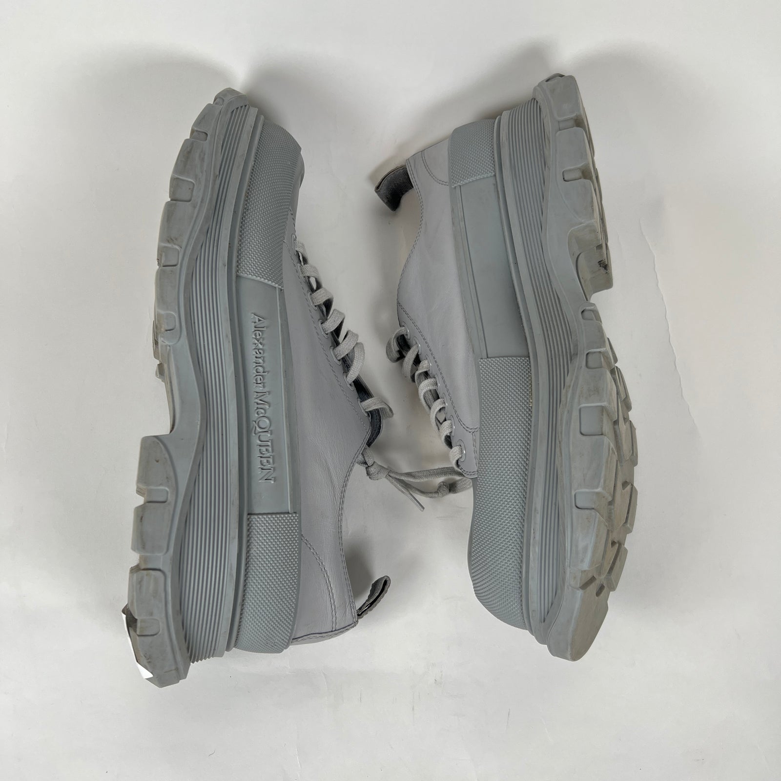 Alexander McQueen Grey Tread Slick Low Top Sneaker Size 45