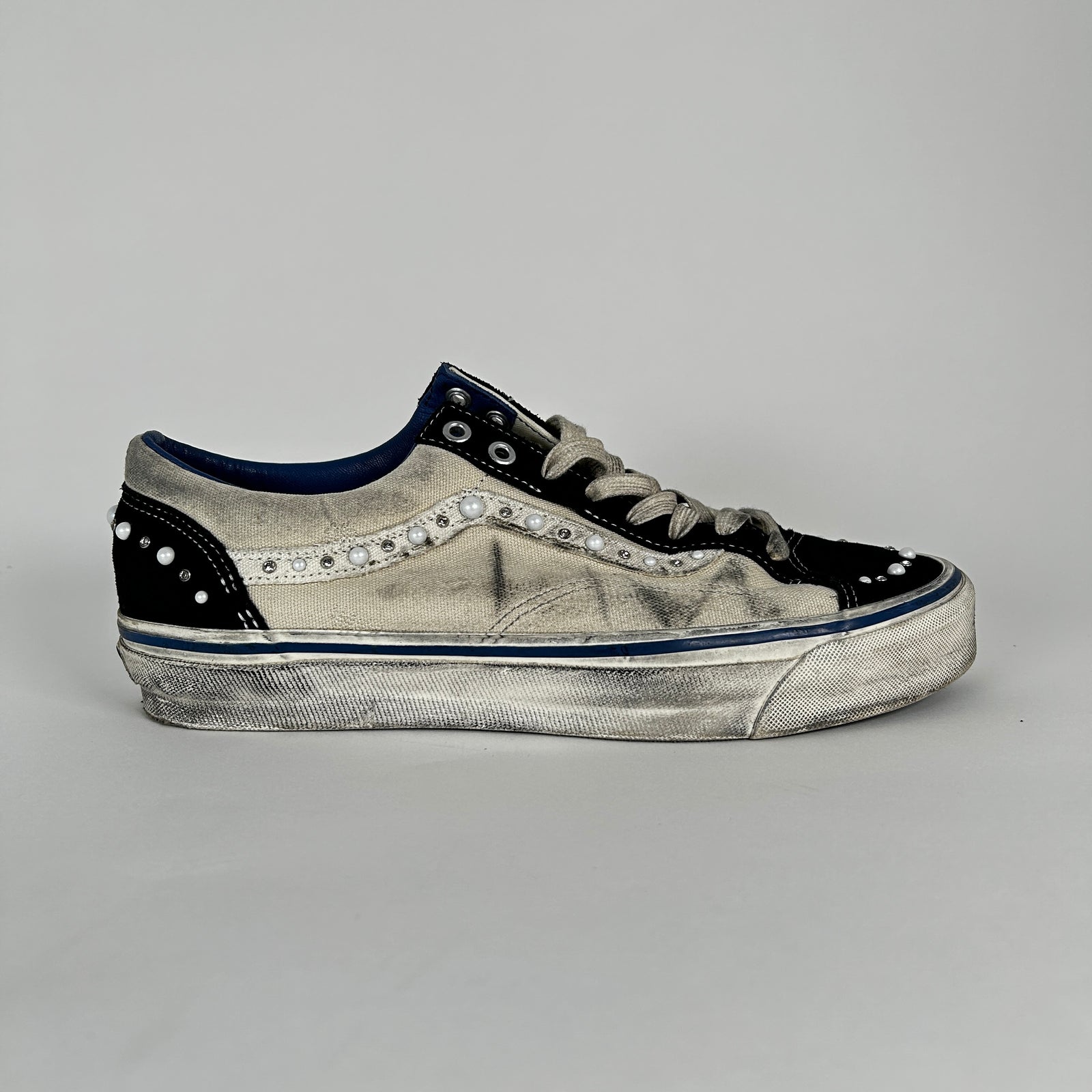 Vans White/Black OTW Skool 36 Studded Low-Tops Size 10.5