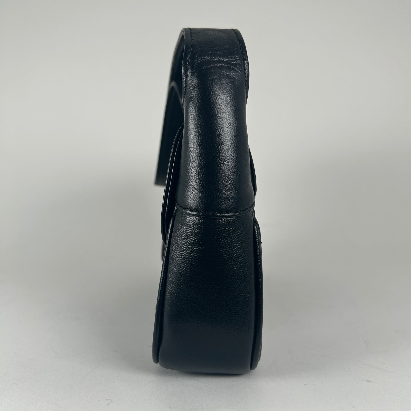Gucci Black Leather Aphrodite Bag