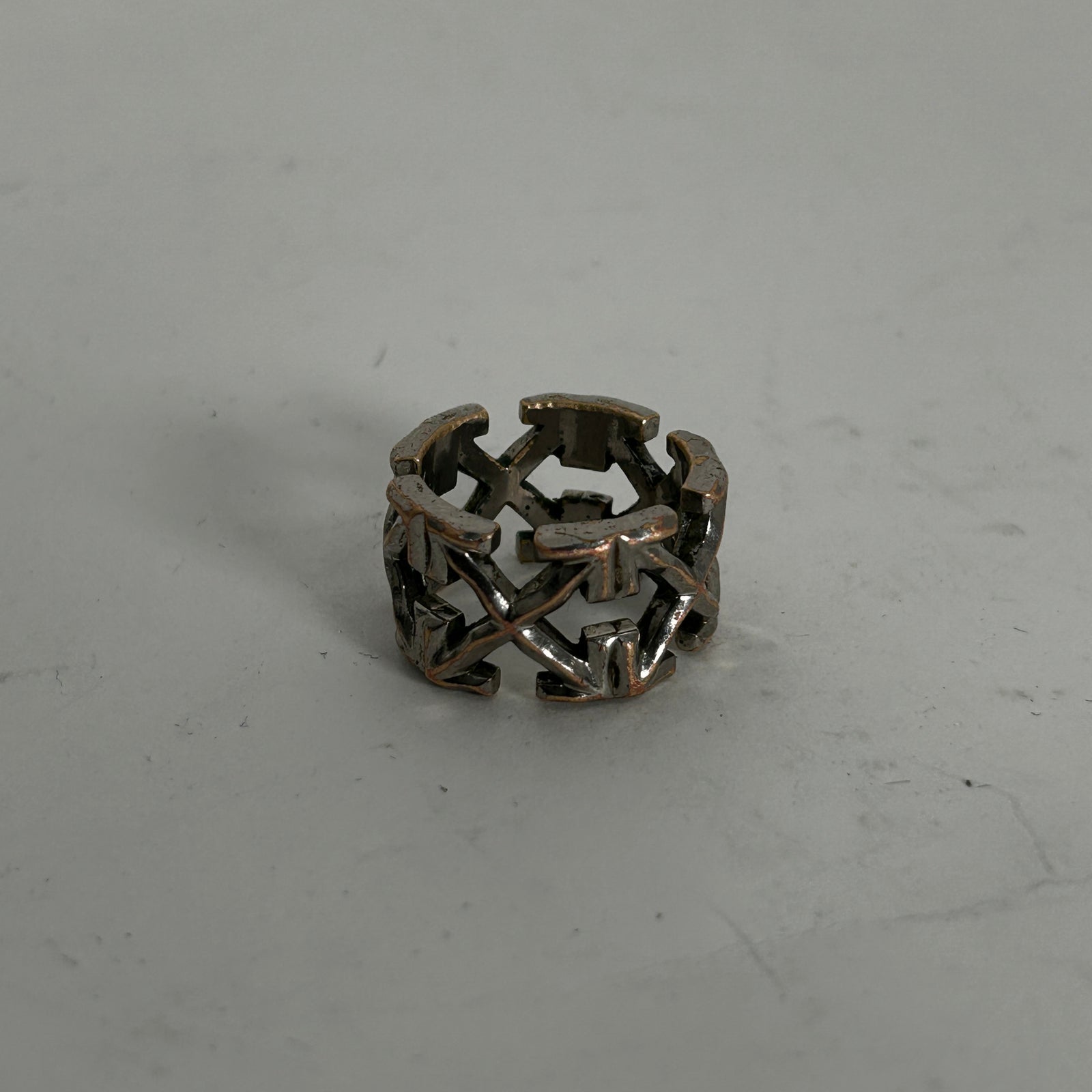 Off-White 'Arrows' Silver Ring