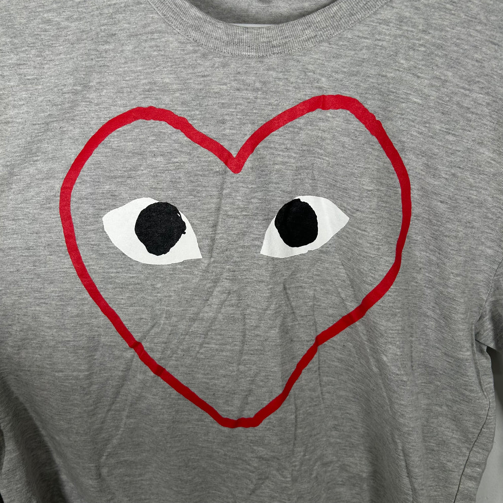 CDG Play Heart Graphic Longsleeve Size M