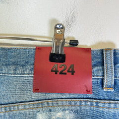 424 Lightwash Distressed Straight Leg Jeans