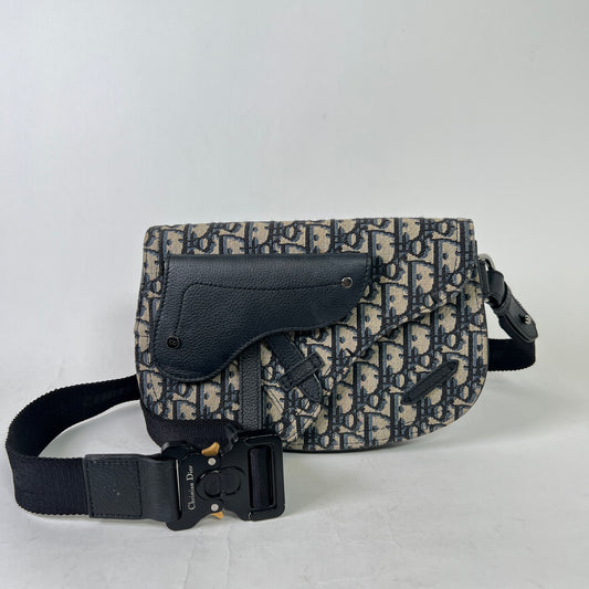 Dior Oblique Saddle Messenger Bag