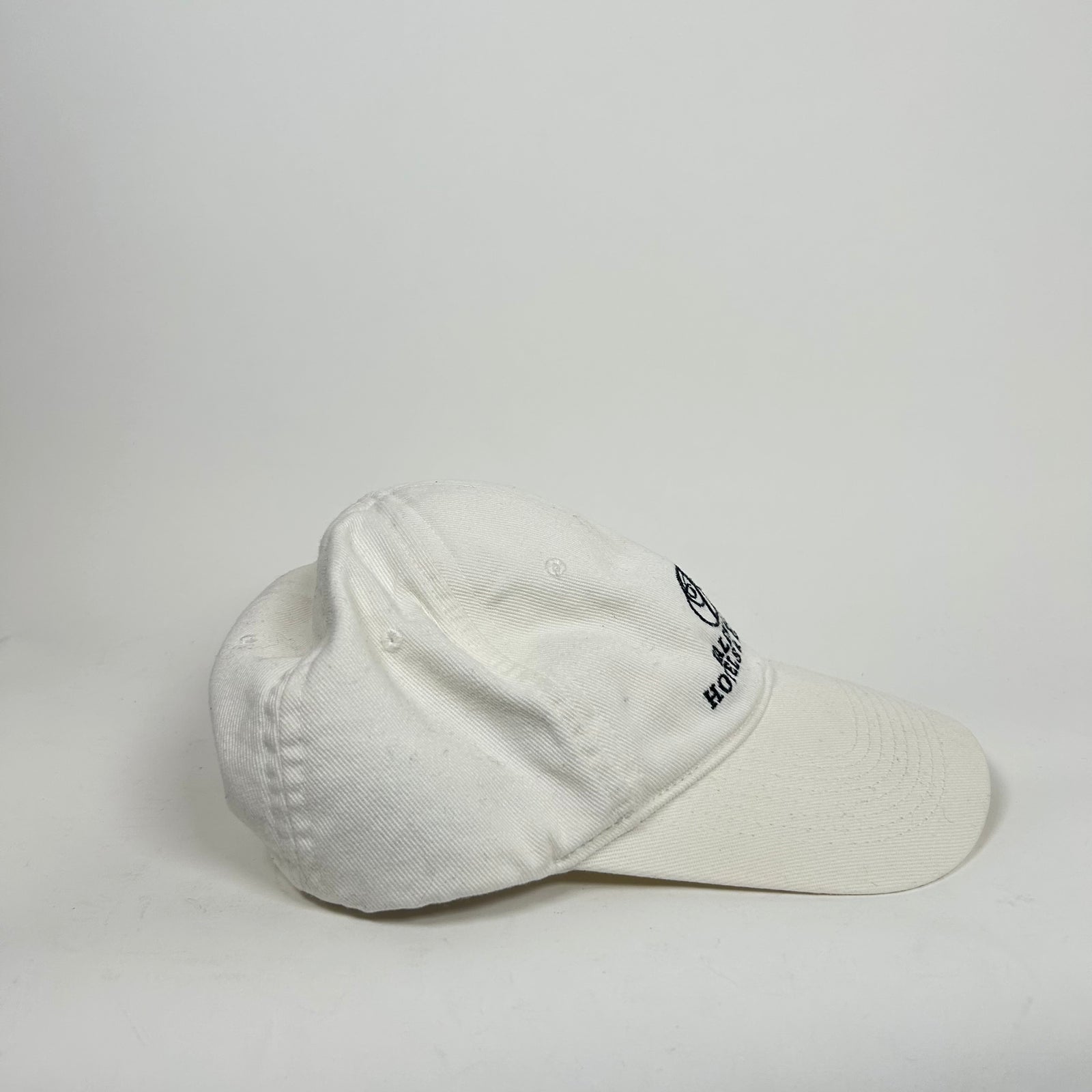 Balenciaga White Hotels & Resorts Hat Size L