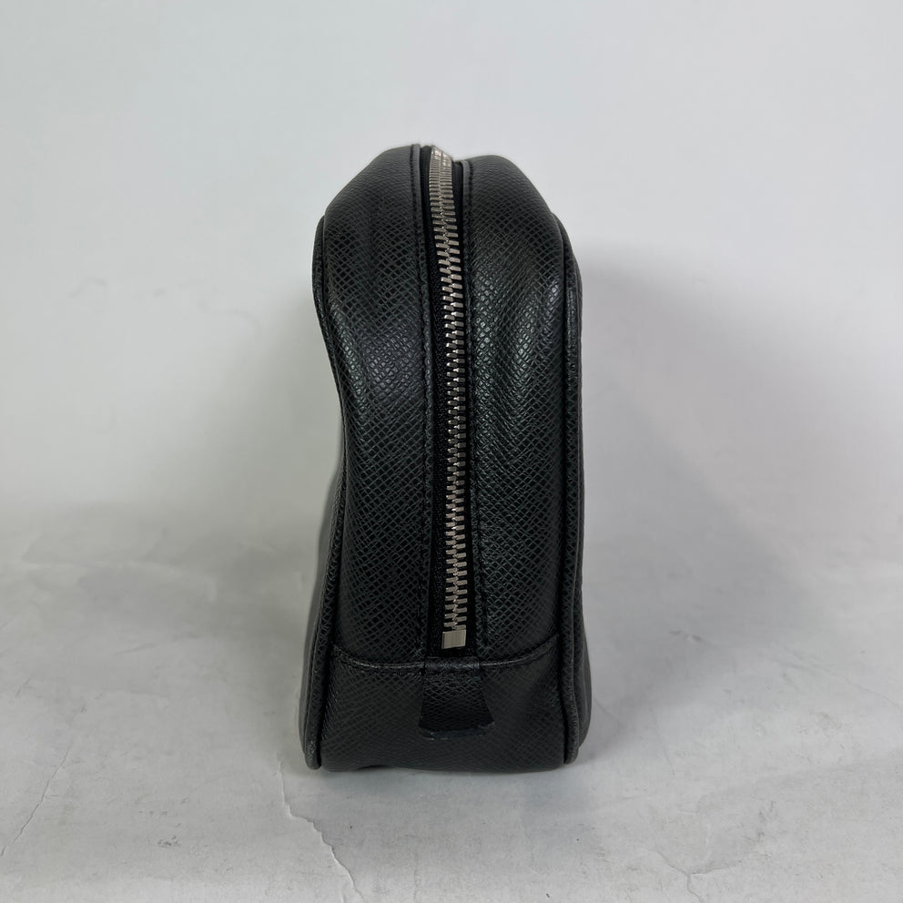 Louis Vuitton Taiga Leather GM Toiletry Clutch