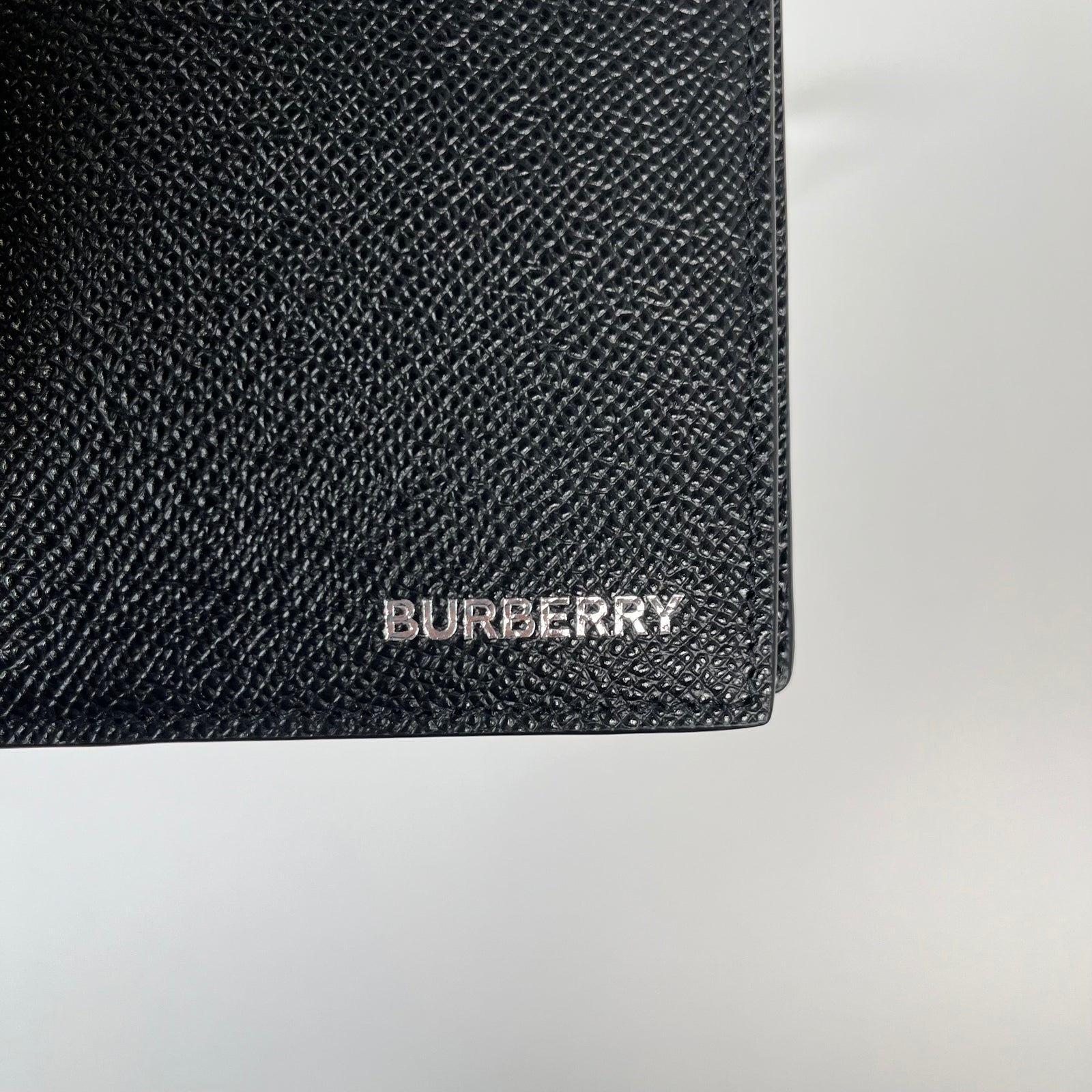 Burberry Logo Motif Leather Long Wallet