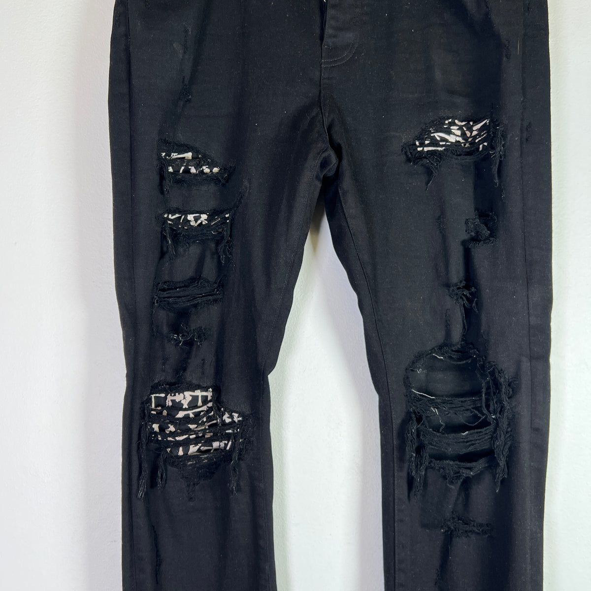Amiri Bone Thasher Distressed Denim Jeans