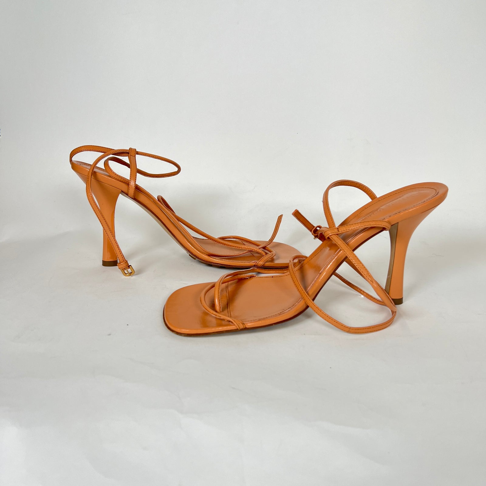 Bottega Veneta Beige Leather Sandals Size 40