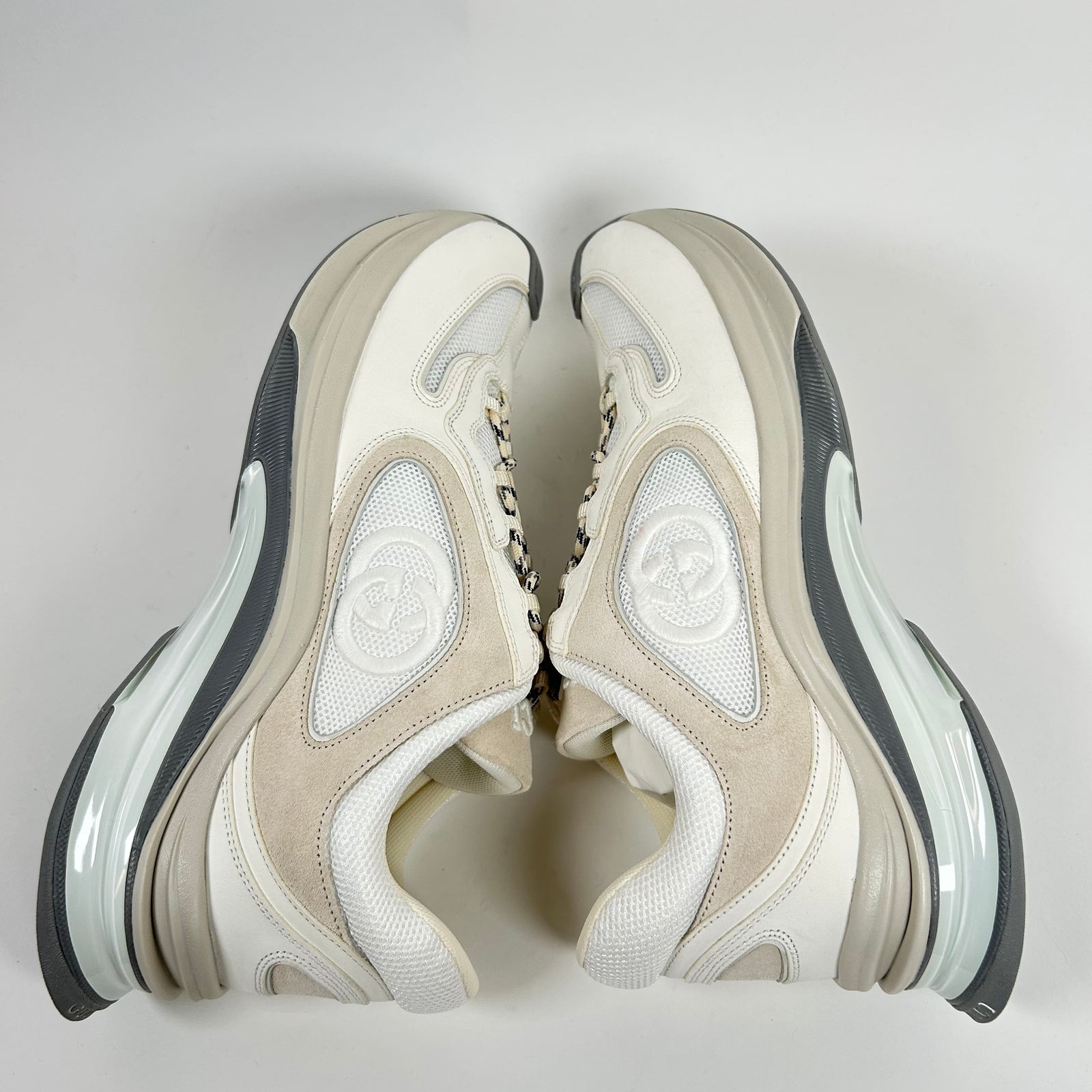 Gucci White Interlocking G Runner Size GG 10