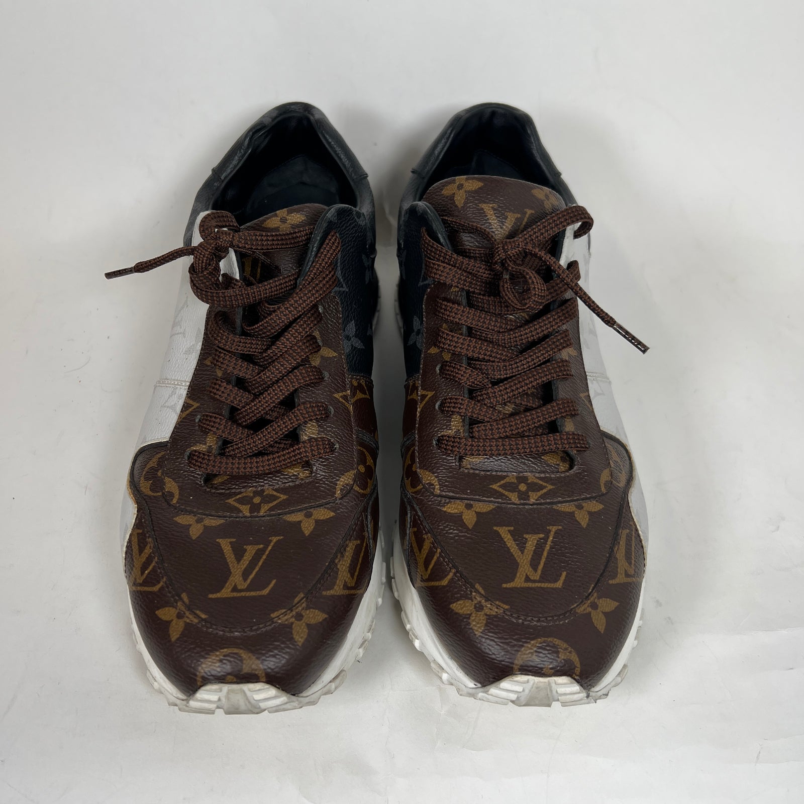 Louis Vuitton Tri-Color Monogram Runaway Trainer Size LV 9