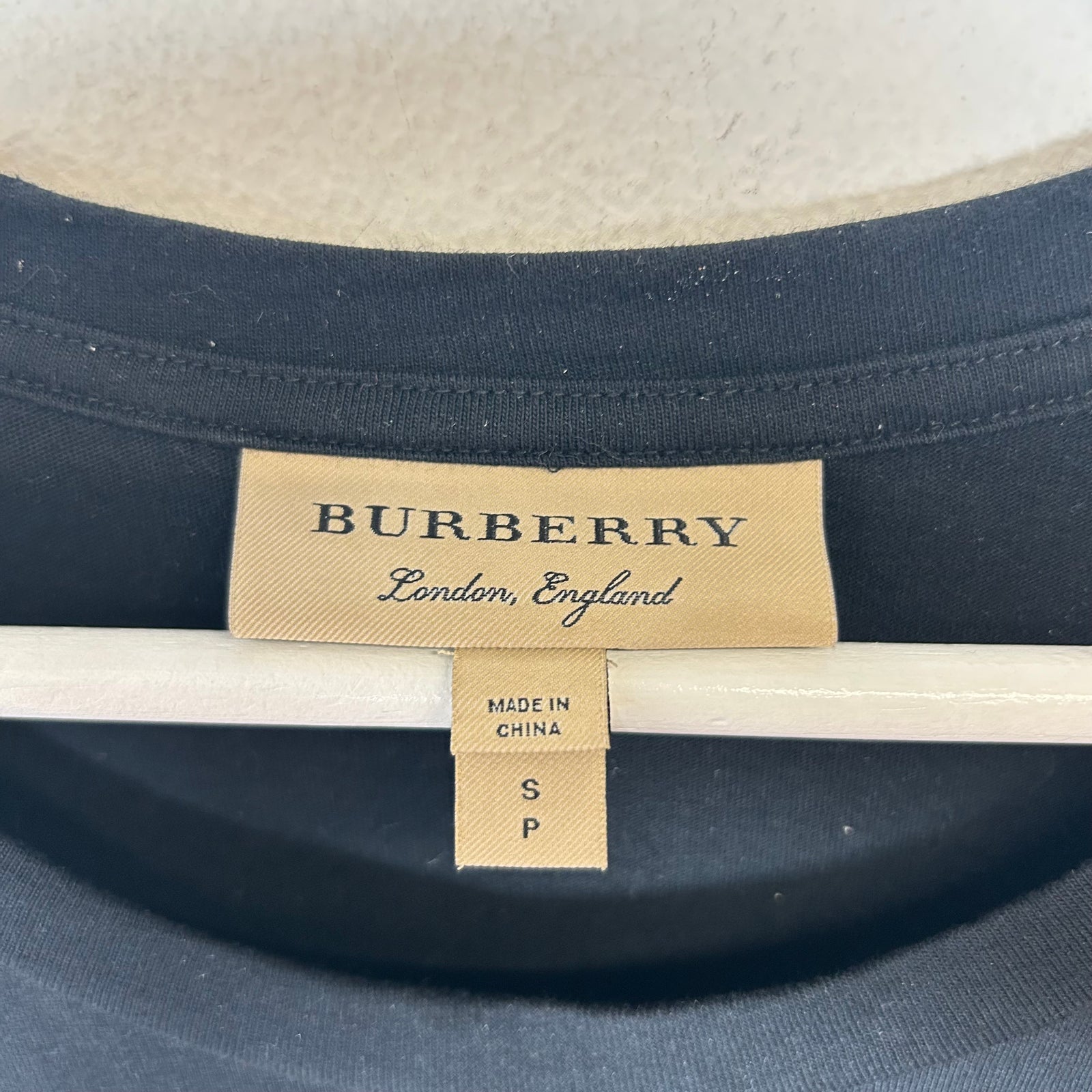 Burberry Black Classic Crest Logo Tee Size S