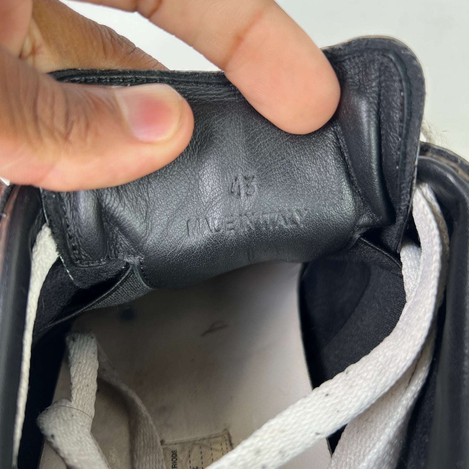 Maison Margiela Iridescent Replica Gats