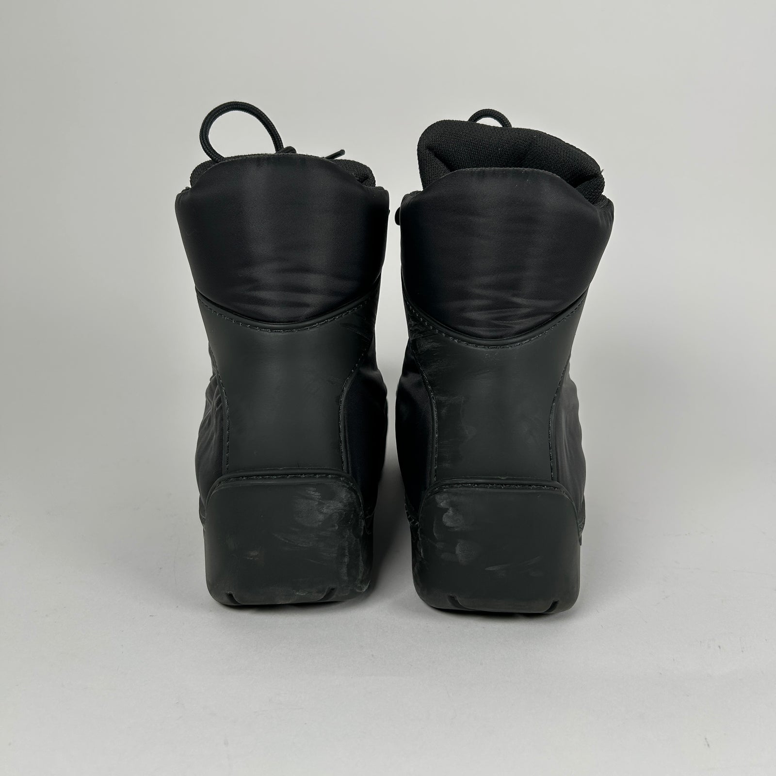 Bottega Veneta Lace Up Nylon Boot Size 42