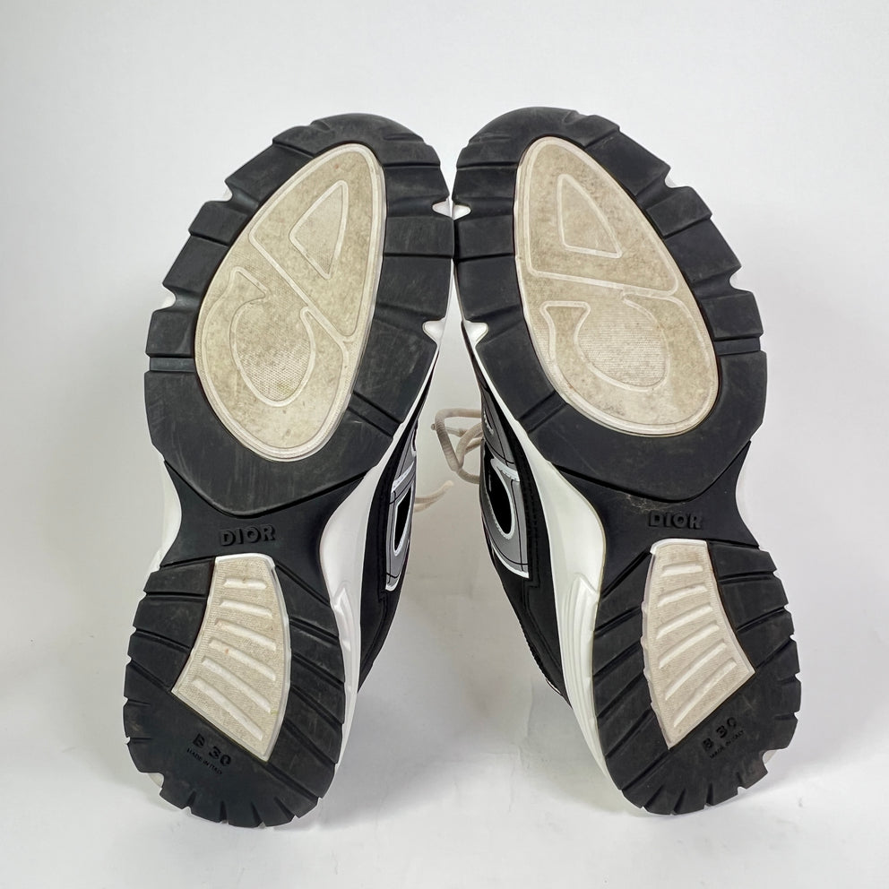 Dior B30 Black/White Mesh Sneaker