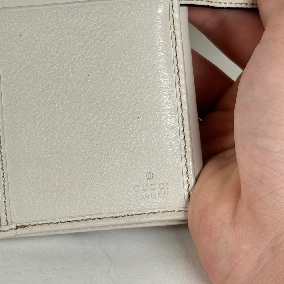Gucci Beige GG Heart Monogram Wallet
